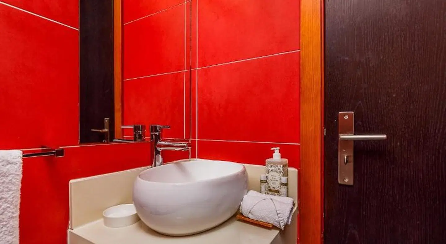 Pateo Santo Estevao-Self Catering Apartments Badezimmer