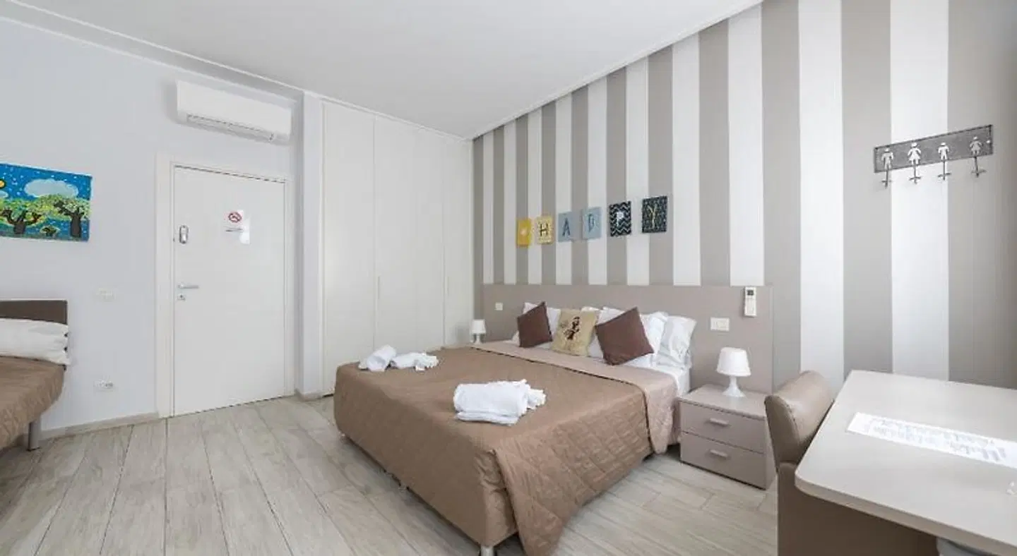 Chezromyk The Kosher B&B ROOM_EXAMPLE