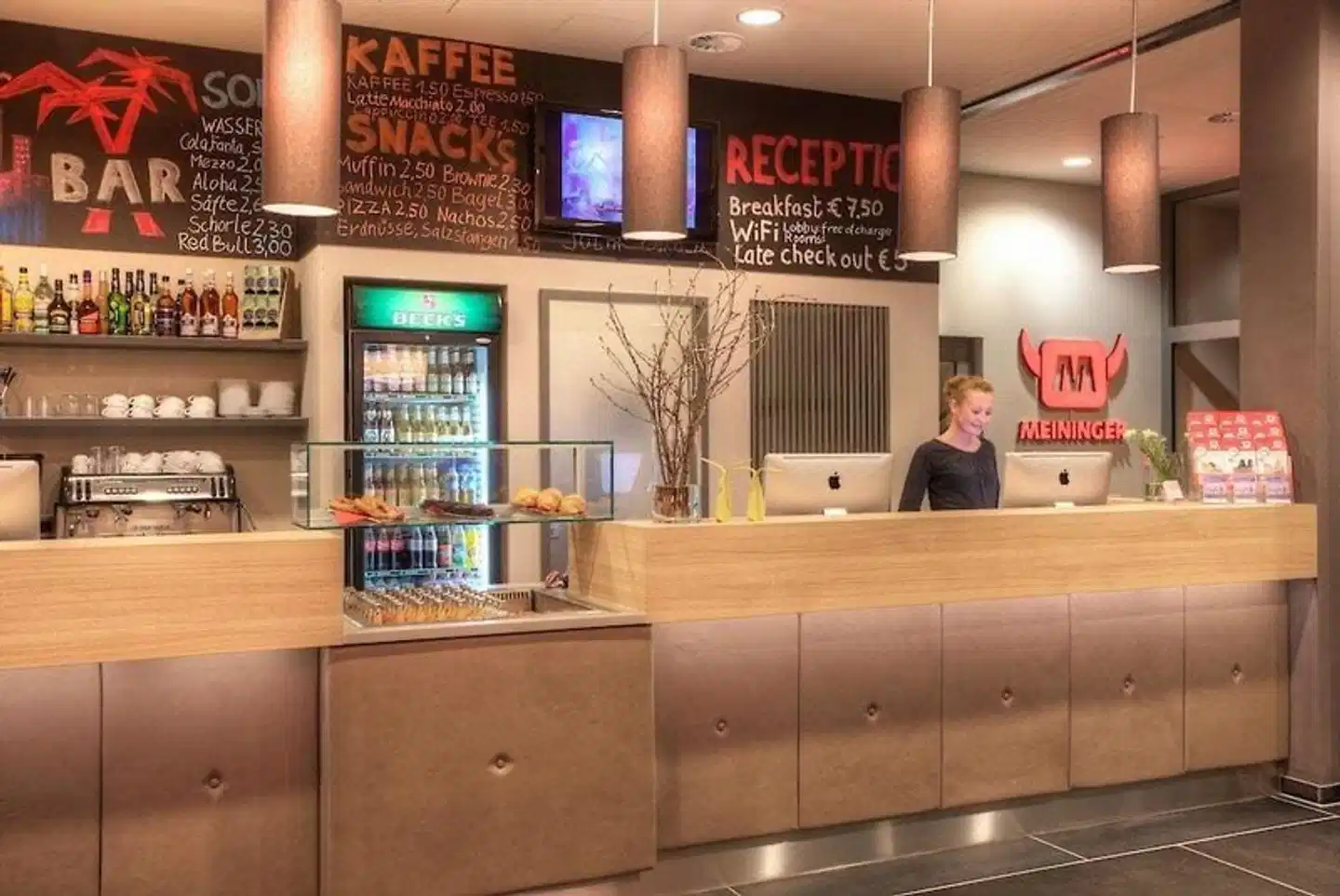 LyvInn Hotel Frankfurt Messe Lobby