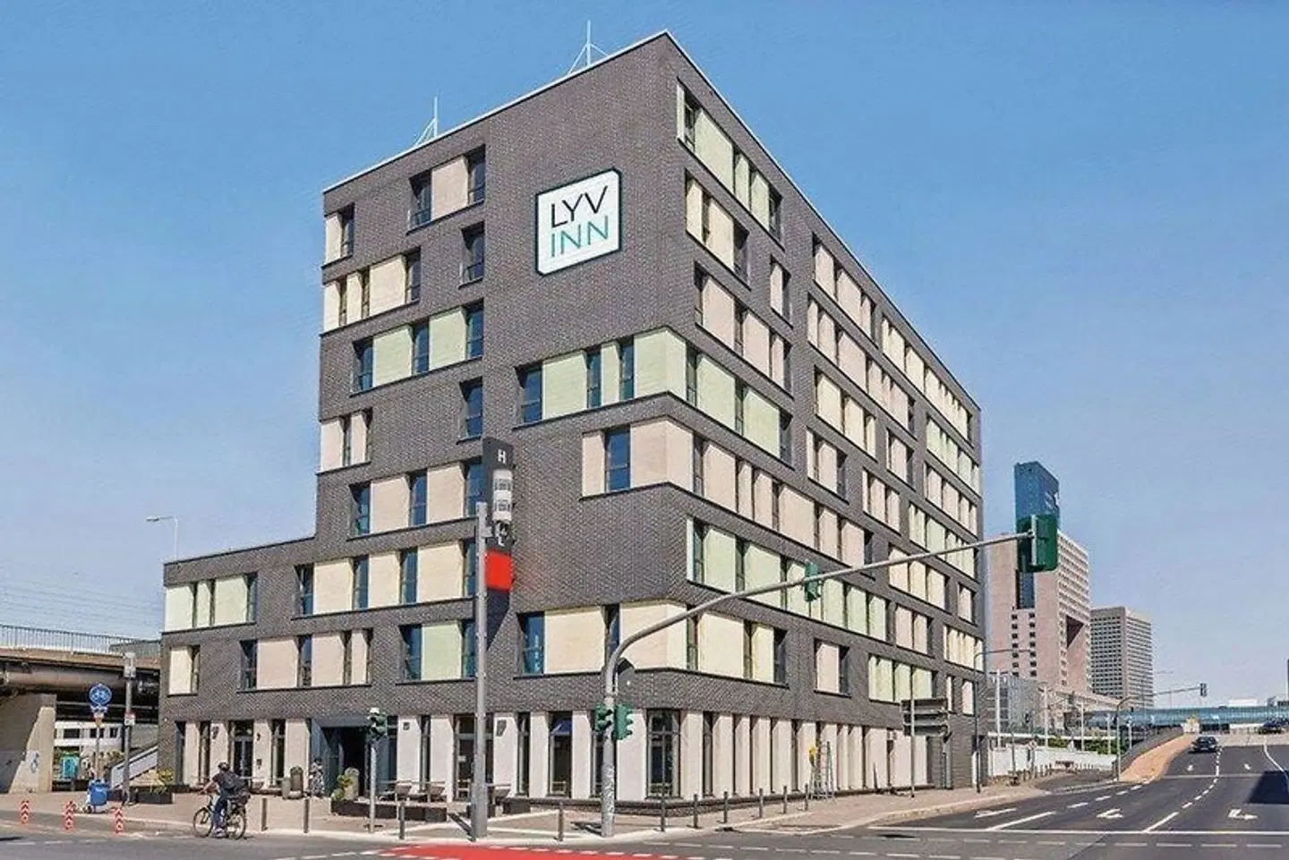 LyvInn Hotel Frankfurt Messe EXTERIOR