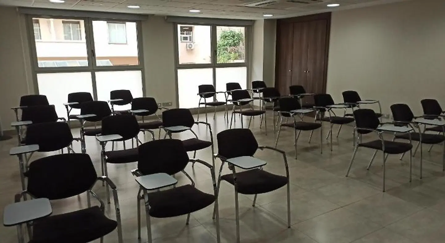 Suites Viena Plaza de España Konferenz