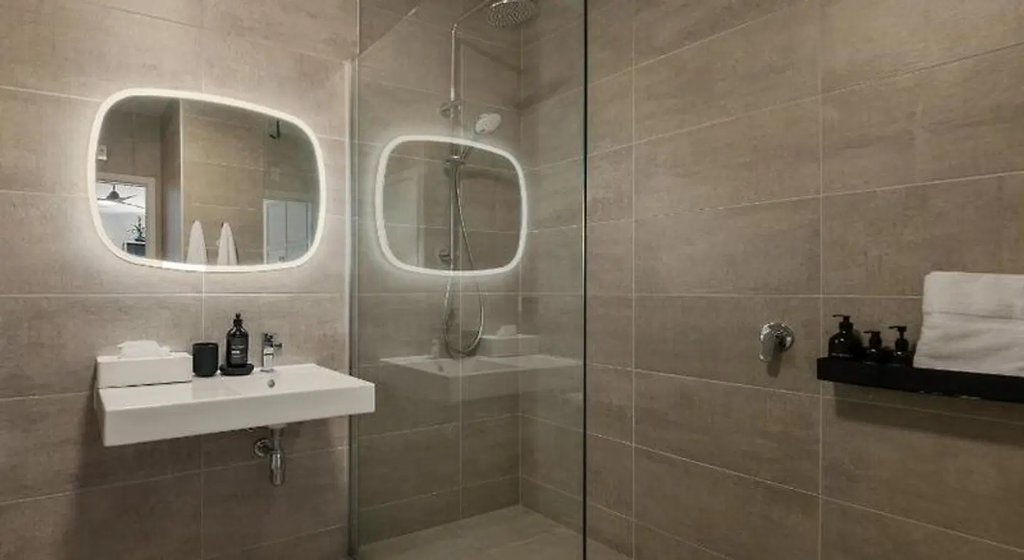 14th Lane Urban Hotel Badezimmer