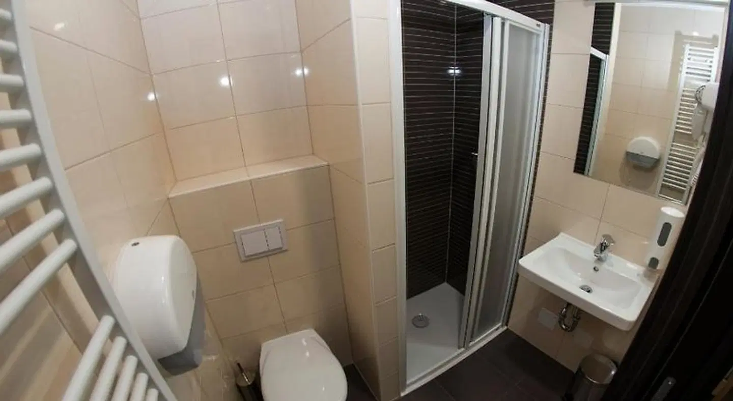Hostel Moving Badezimmer