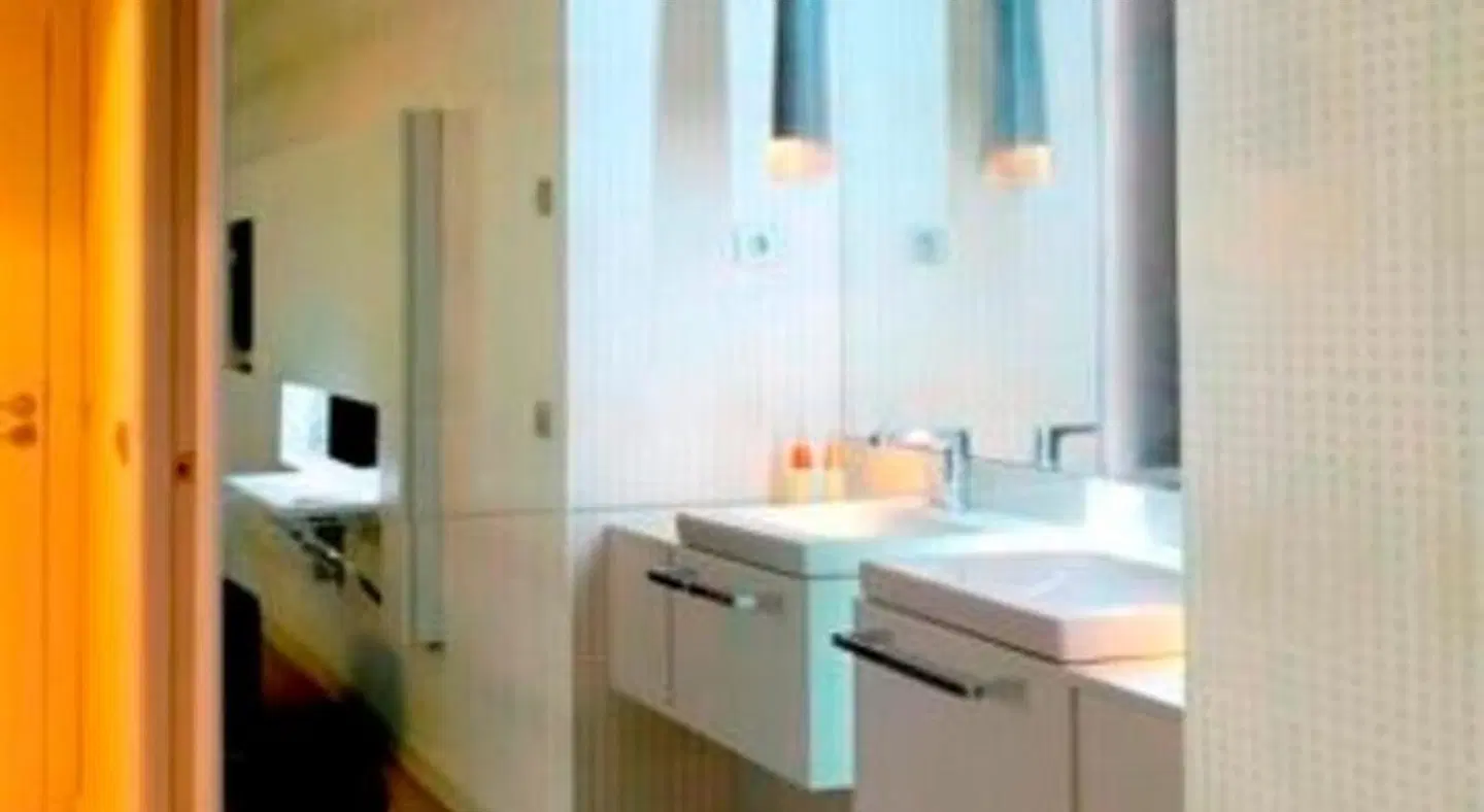 Grums Barcelona Hotel&Spa Badezimmer