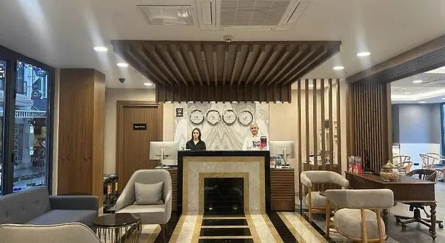 Sapphire LOUNGE_LOBBY