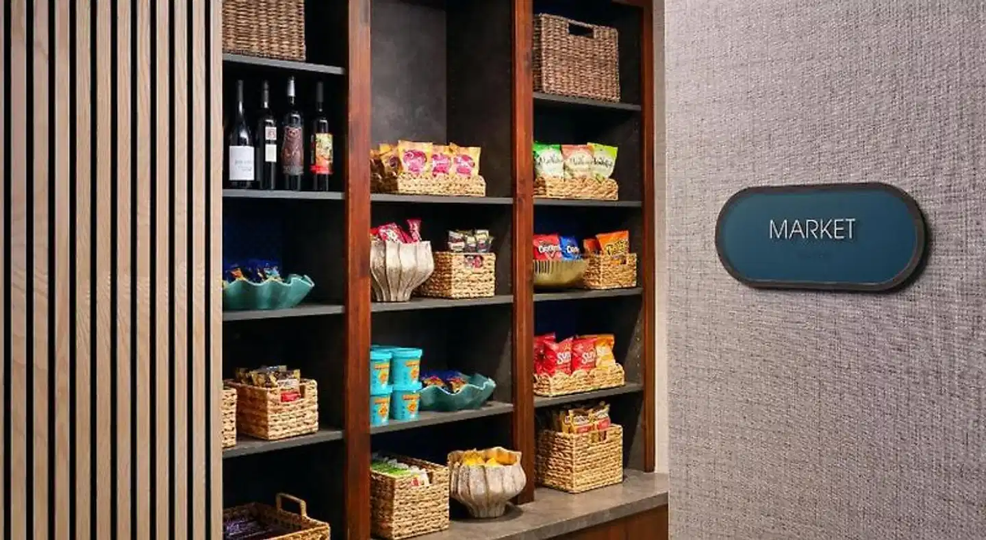 Martis Valley Lodge Tapestry Collection by Hilton Sport und Entertainment