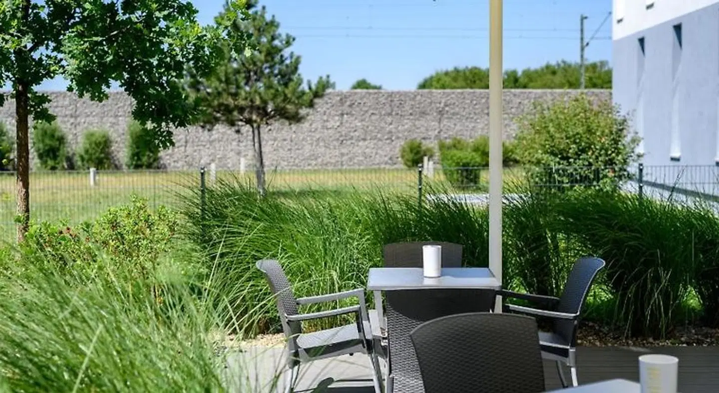 ibis budget Muenchen City Olympiapark Terrasse