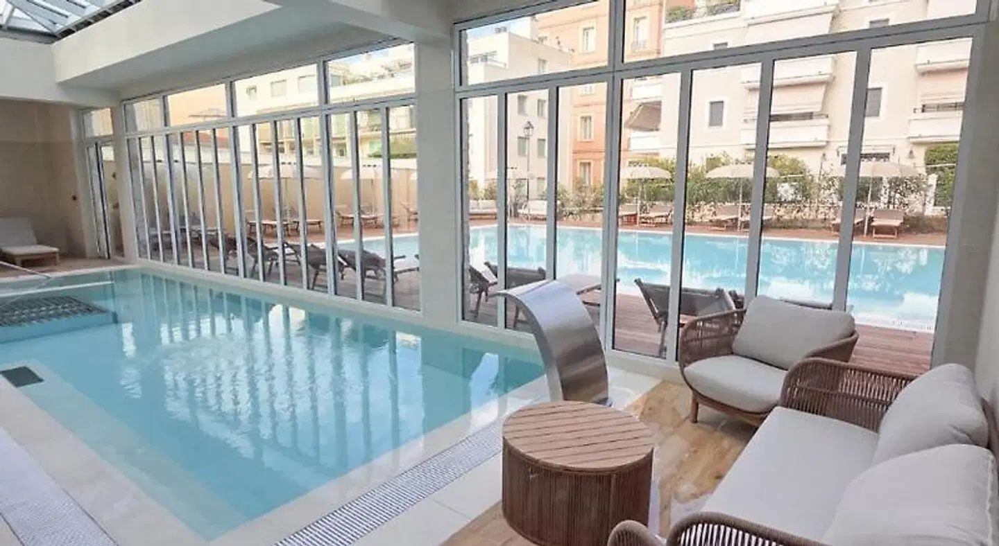 L'Orangeraie Hotel by Miléade Hallenbad