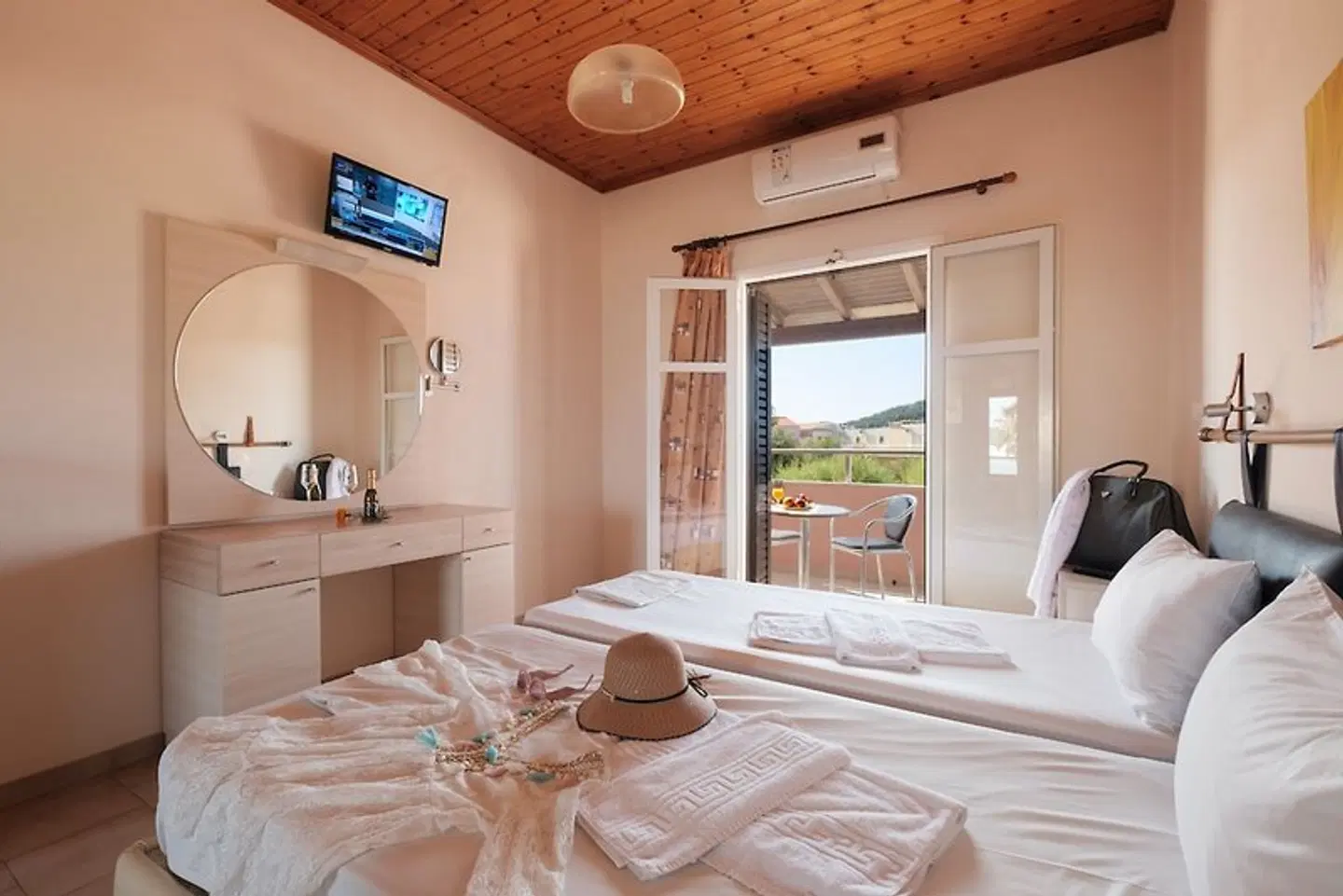 Canal D' Amour by Estia ROOM_EXAMPLE