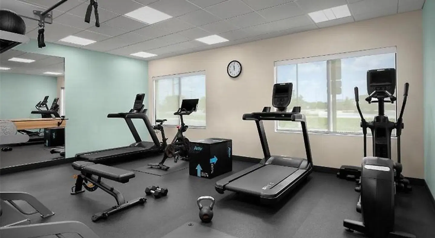 Tru By Hilton Joliet Plainfield Sport und Entertainment