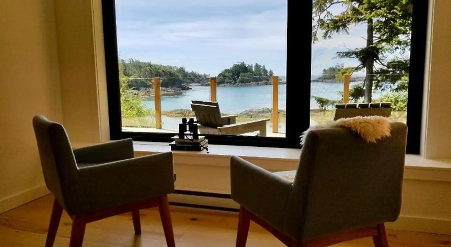 378 Marine Drive Terrasse