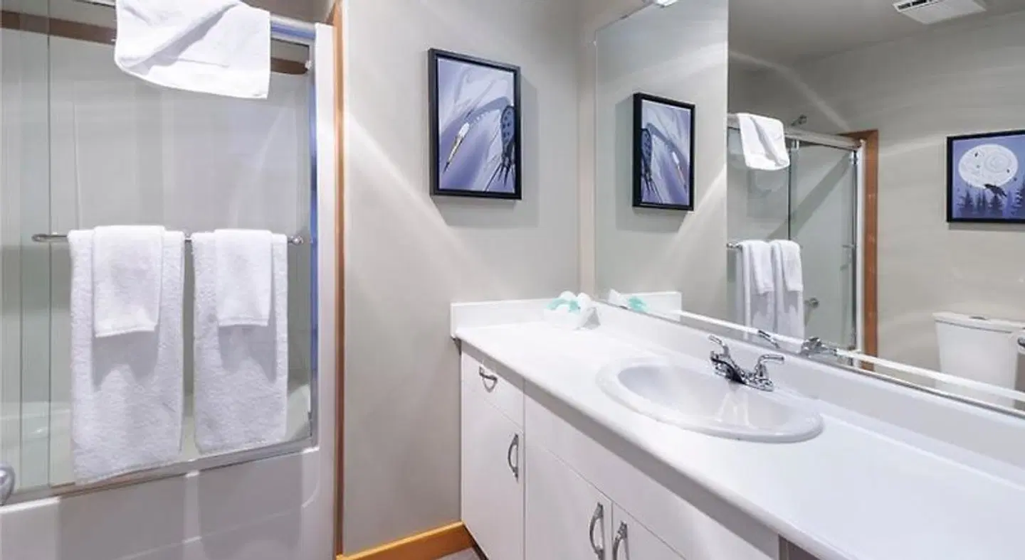 Himwitsa Lodge Badezimmer