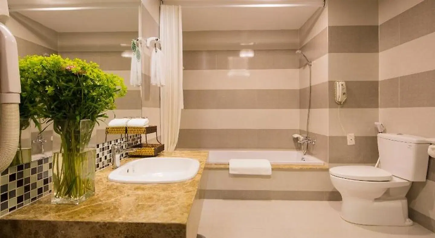 TTC Hotel Premium Dalat Badezimmer