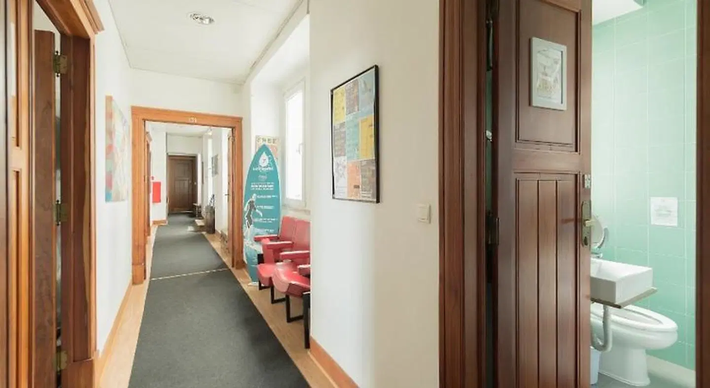 Sunset Destination Hostel Badezimmer