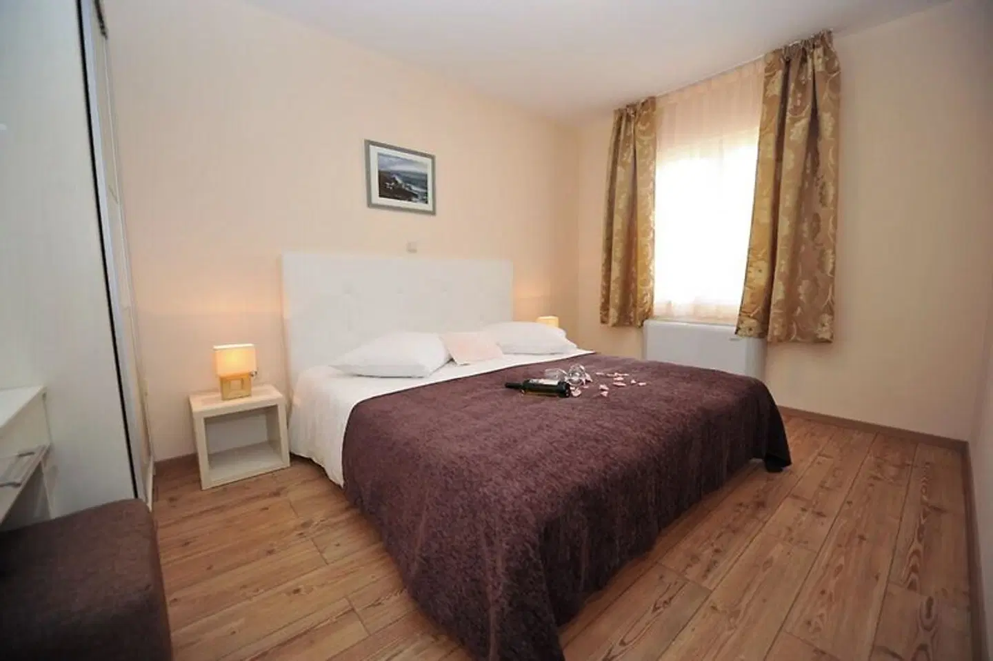 Aparthotel Lastura ROOM_EXAMPLE
