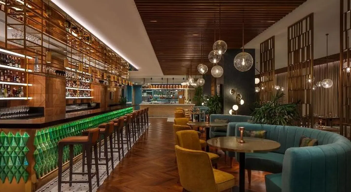JW Marriott Mumbai Juhu Bar