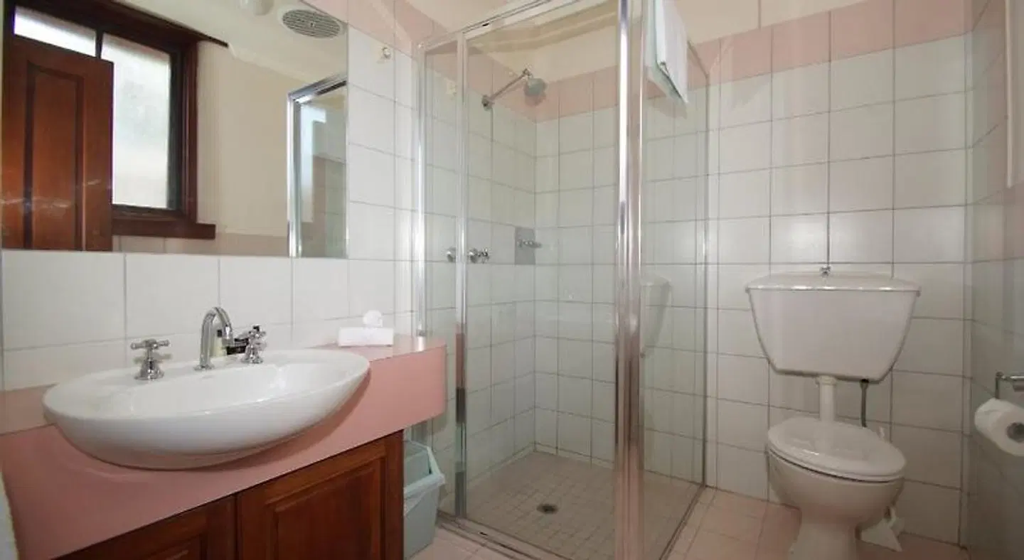 Sunnymead Hotel Badezimmer