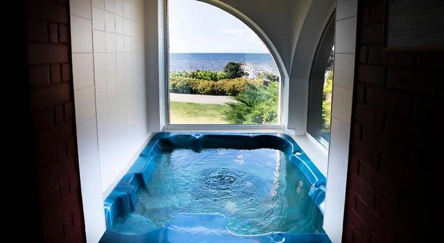 Lepanina Hallenbad
