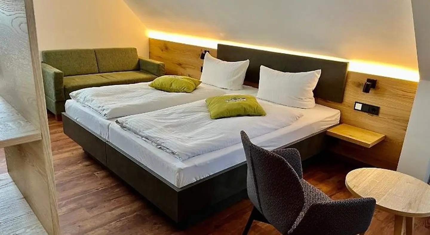 Hotel Gasthof Metzgerei Drei Linden ROOM_EXAMPLE