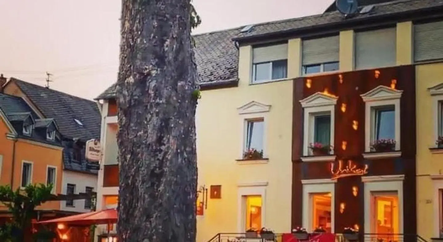 Hotel Restaurant Unikat EXTERIOR