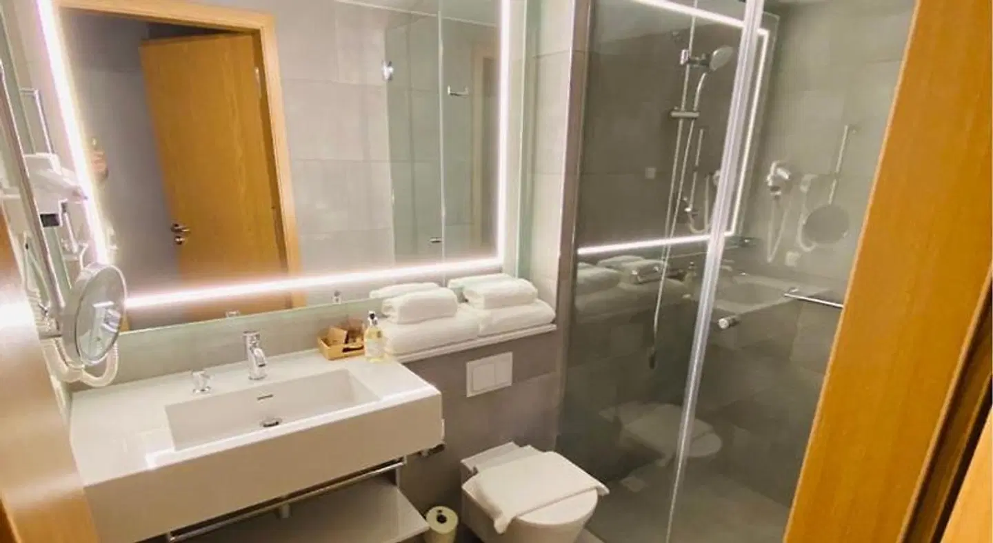 Hotel Mullers-Weiden Badezimmer