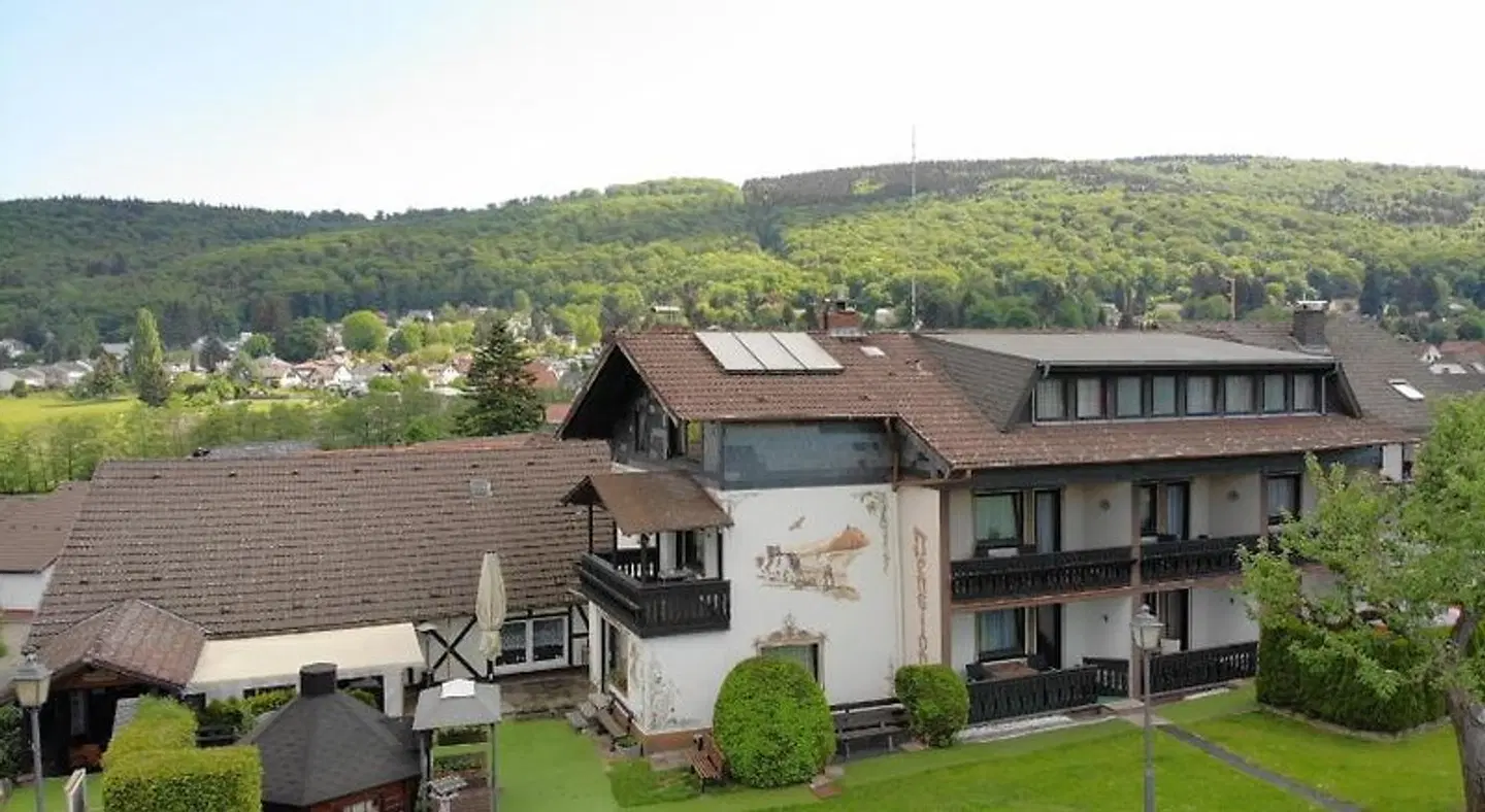 Hotel Zum Deutschen Haus EXTERIOR