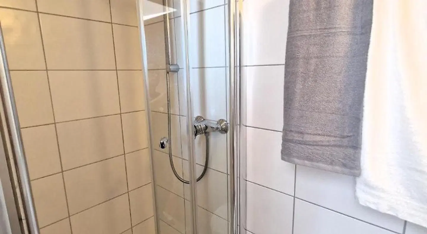 Hennen - Am weißen Stein Badezimmer