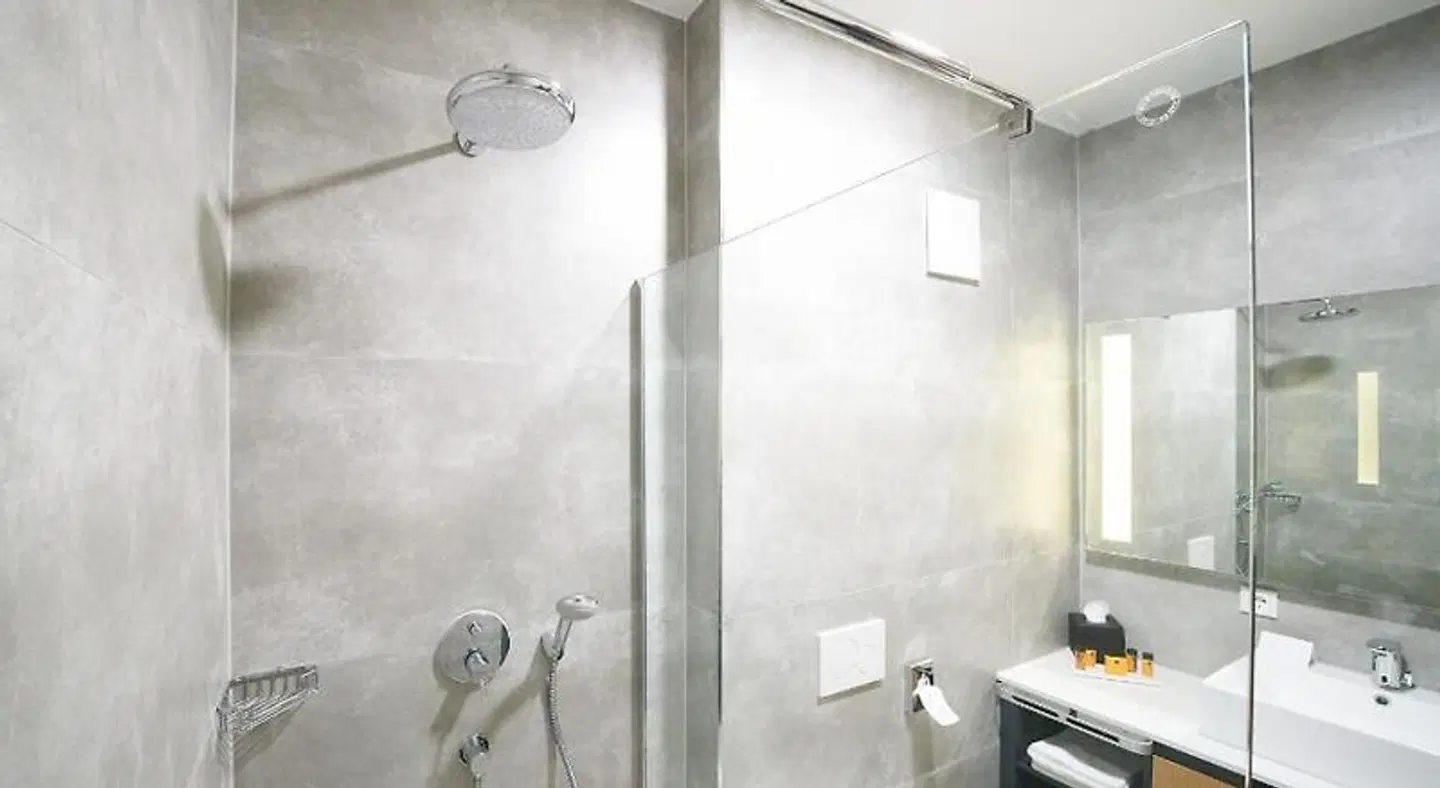 WENS Hotel Badezimmer