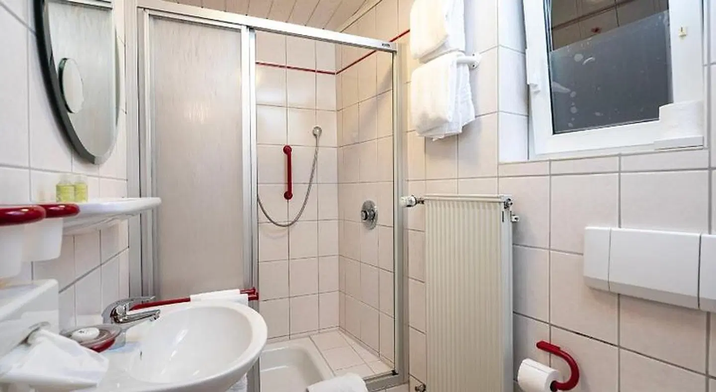 Gastehaus "Ursula" Hotel Garni Badezimmer