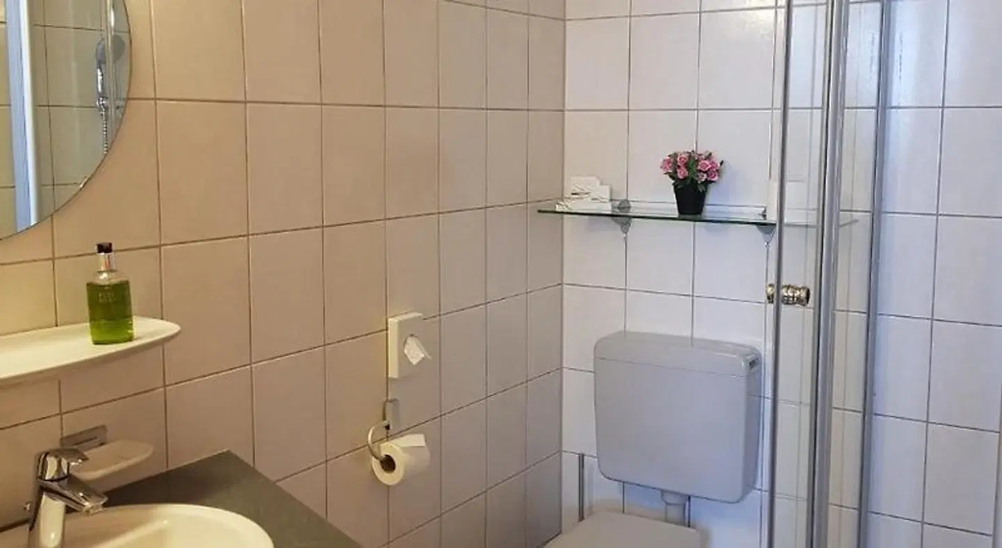 Weinhotel Restaurant Klostermühle Badezimmer