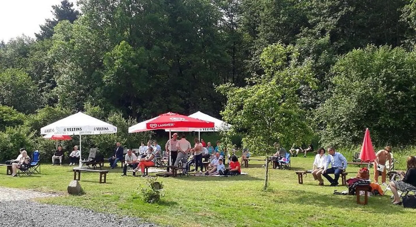 Kleines Bahnhofshotel (Gastezimmer) Garten