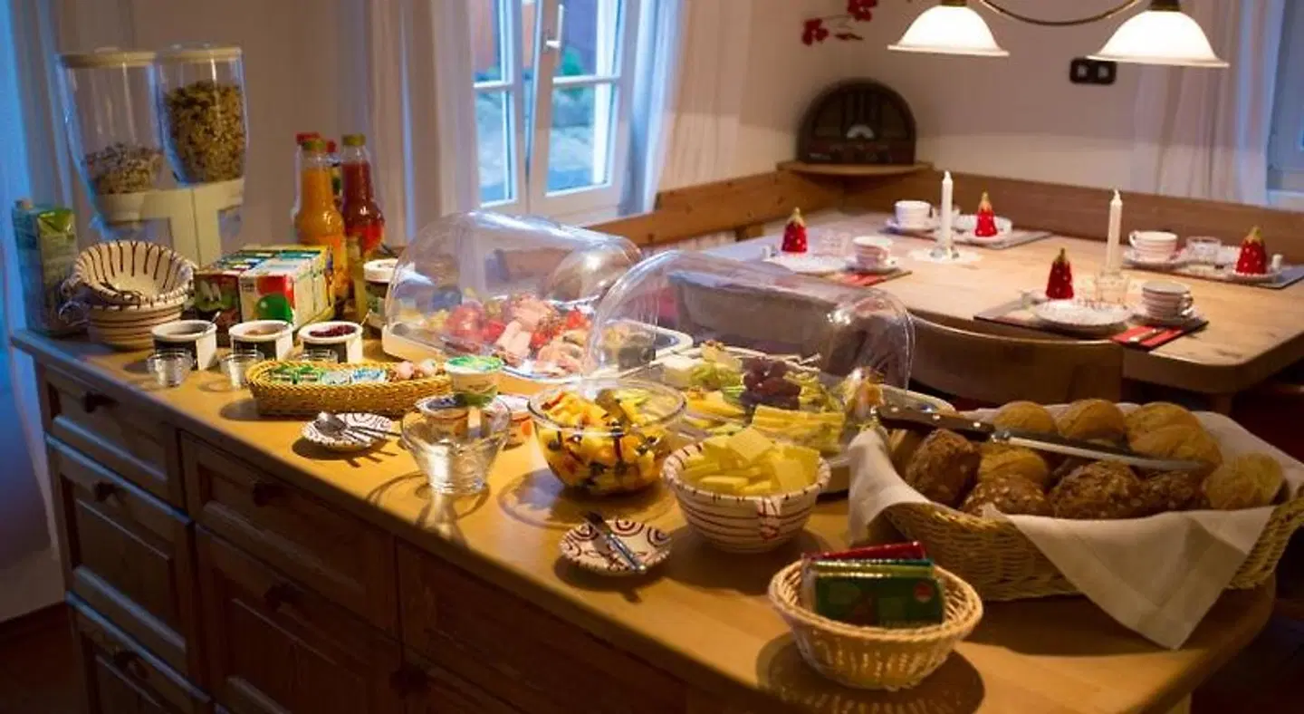 Beate's Bed & Breakfast Restaurant