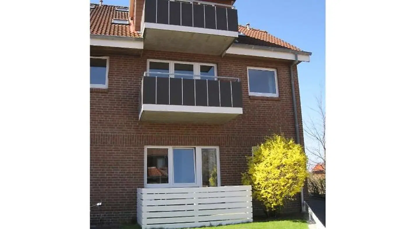 Gouverneur-Maxse EXTERIOR