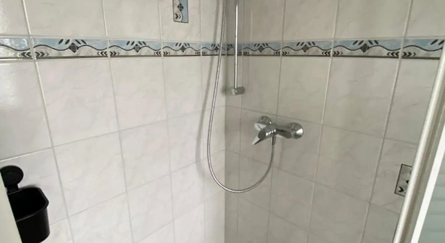 Pension Holter Deel Badezimmer