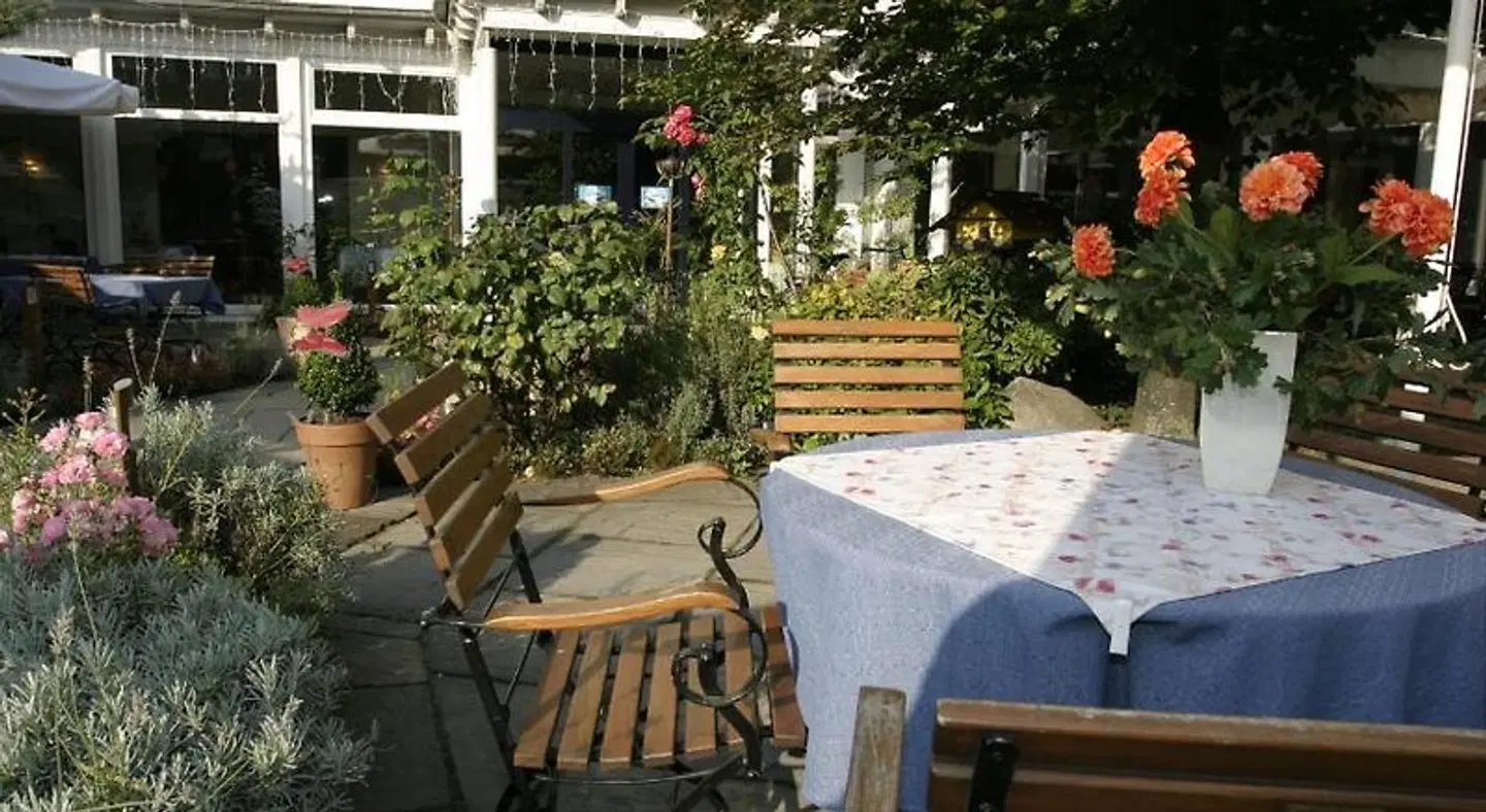 AKZENT Hotel Höltje Terrasse