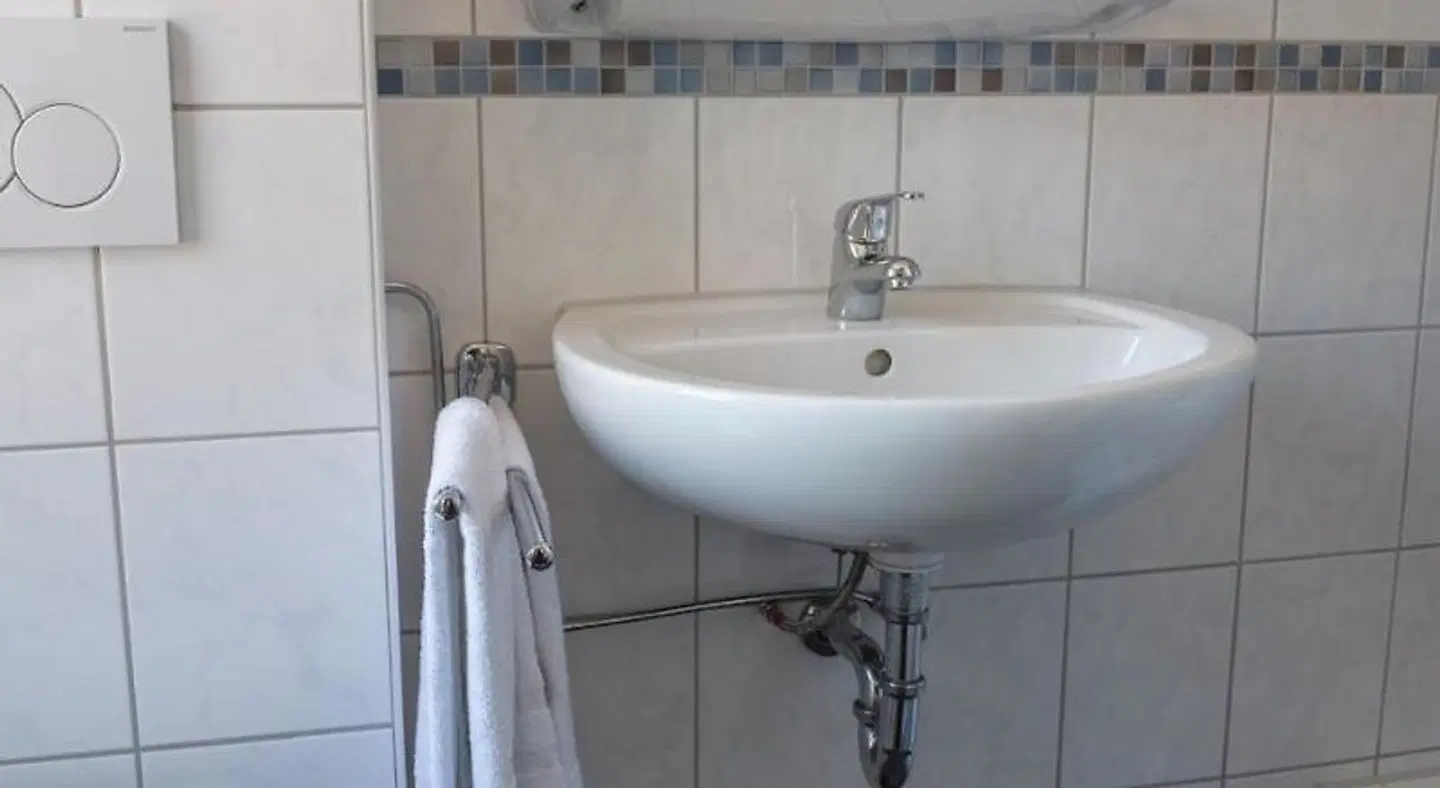AKZENT Strandhotels Seestern, Delphin & Lachs Badezimmer