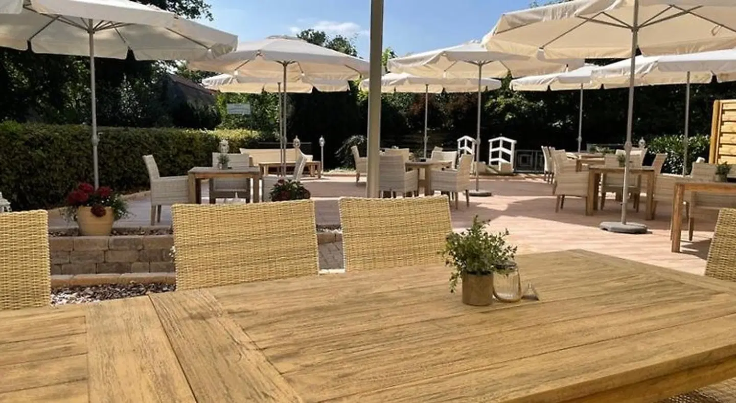 Dötlinger Hof Terrasse