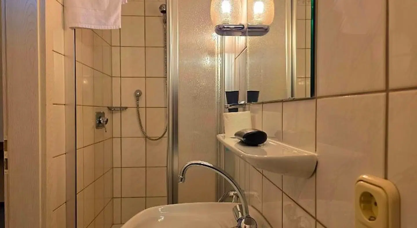 Hotel Eifeler hof Kyllburg Badezimmer