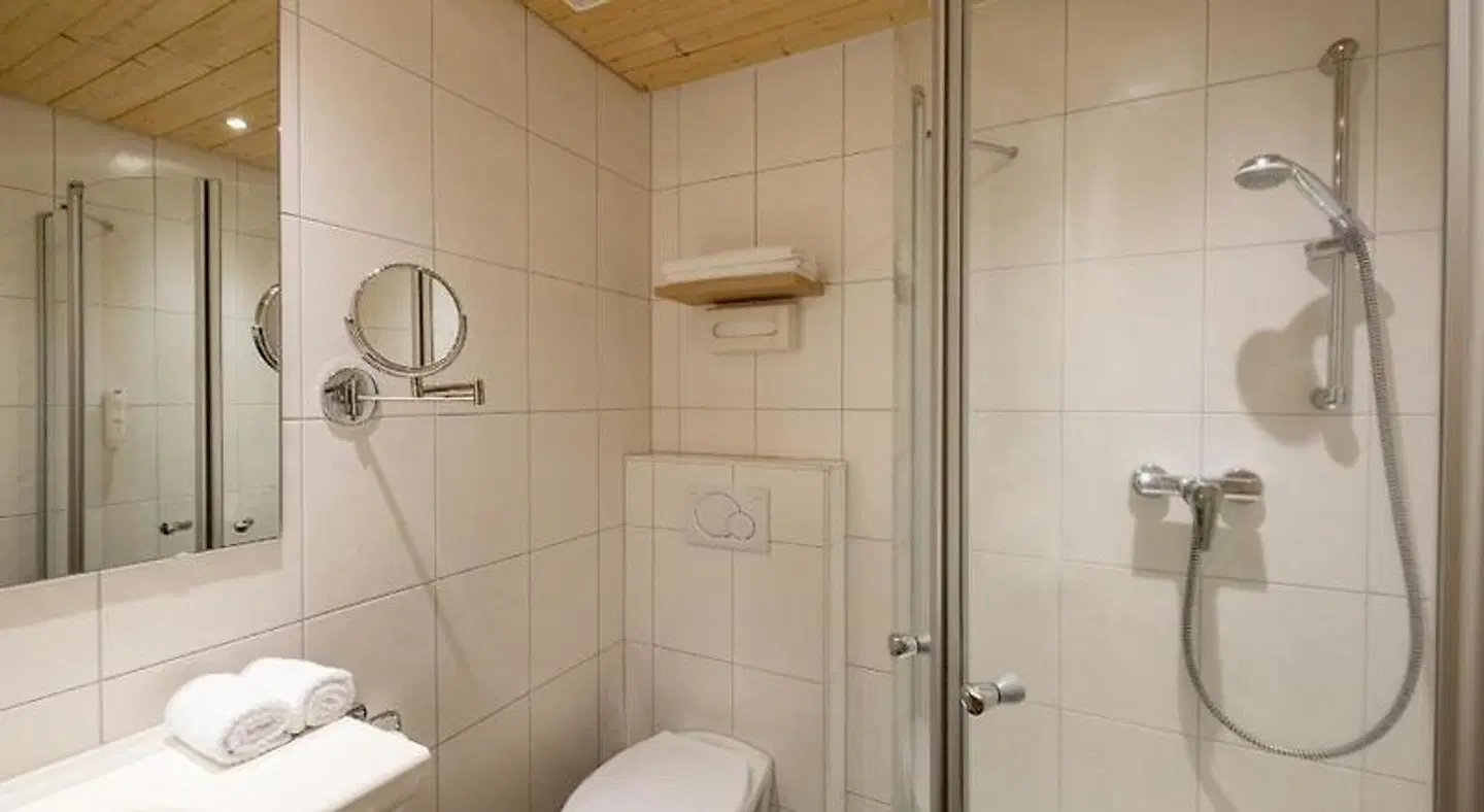 Landhotel Lortz Badezimmer