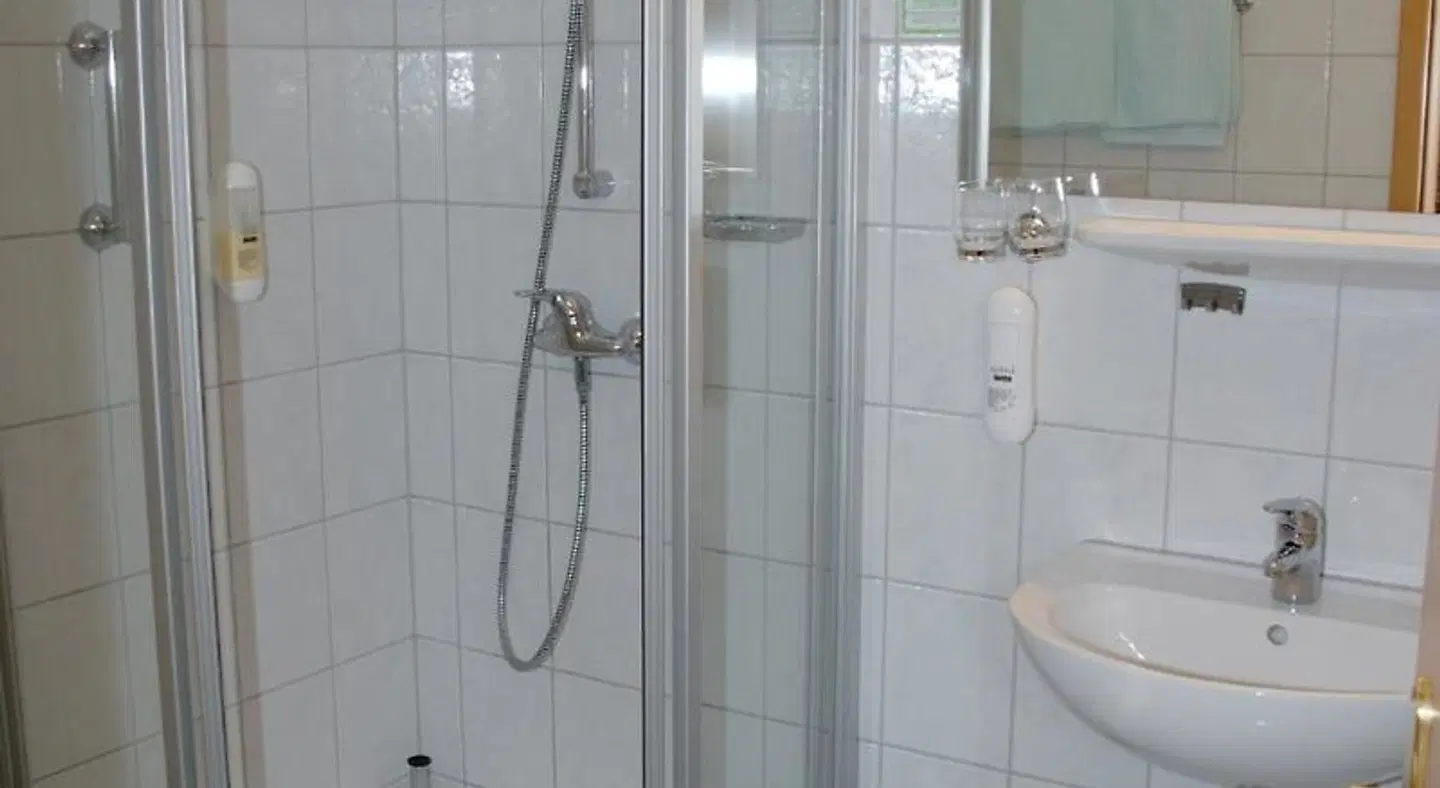 Schneeberger - Zum Bräu-Toni Badezimmer