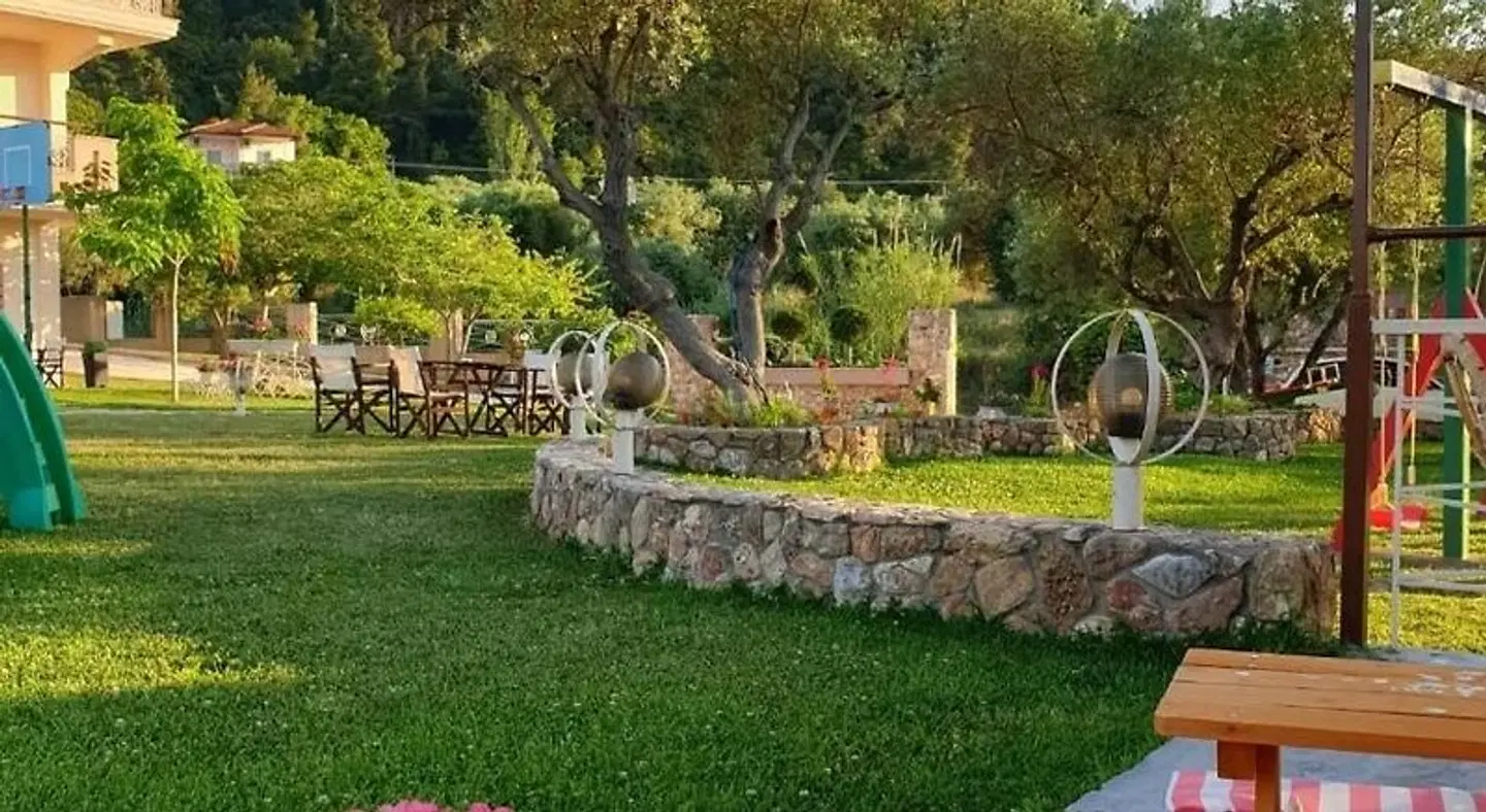 Aroma Studios and Apartments Garten