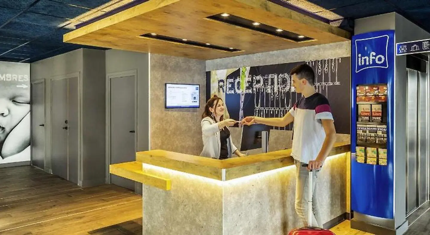ibis budget Montpellier Nth LOUNGE_LOBBY