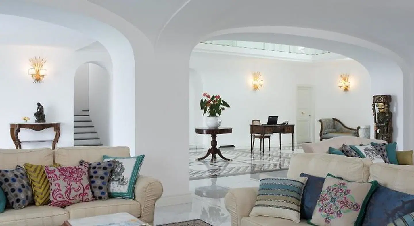 Anna Belle Elegant AgriResort LOUNGE_LOBBY