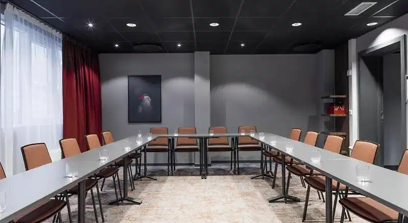 Radisson RED Oslo City Centre – Hotelfoto