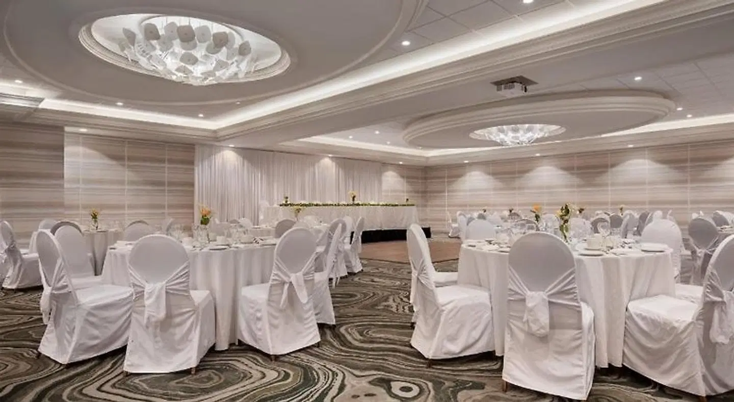 Staybridge Suites St Catharines Conf Ctr by IHG Restaurant
