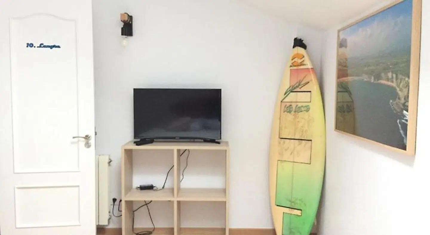 Somo Surfskate hostel ROOM_EXAMPLE