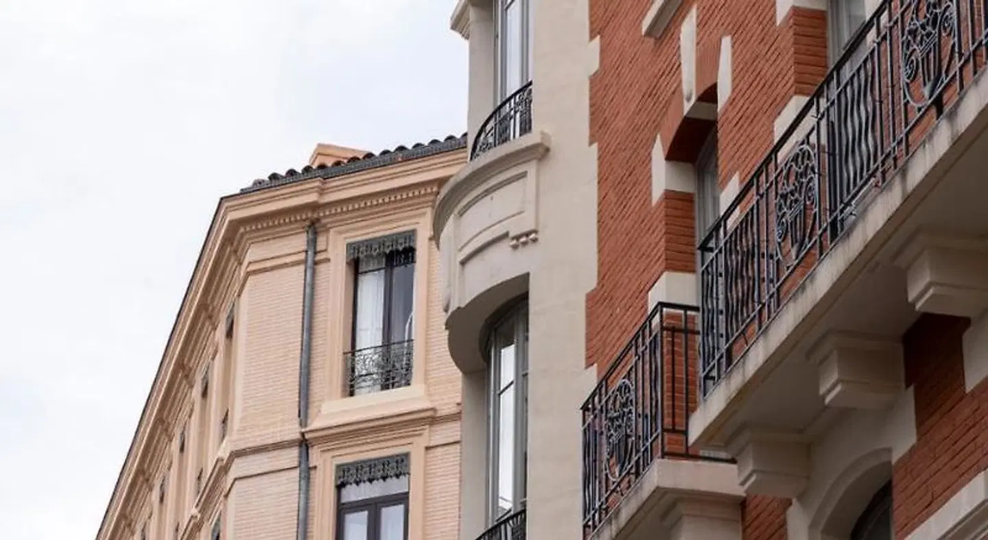 Hôtel Ours Blanc Place Victor Hugo EXTERIOR