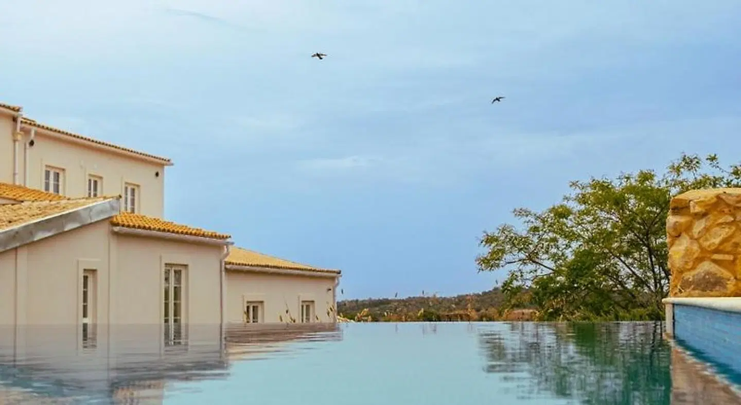 Solar Alvura Wellness Hotel OUTDOOR_POOL