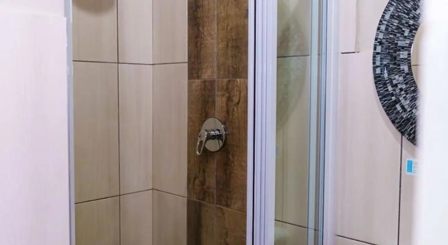 De Akker Guest House Badezimmer