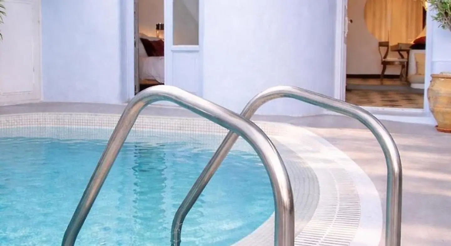 Ikastikies Suites HEALTH_BEAUTY